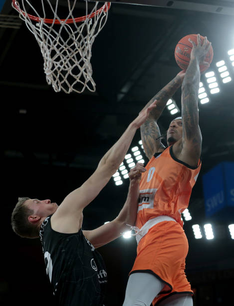 沉的扣篮直 沉的扣篮直