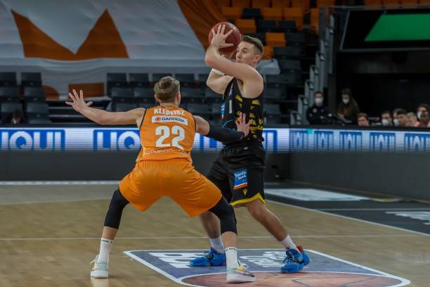 的西部劲旅 的西部劲旅